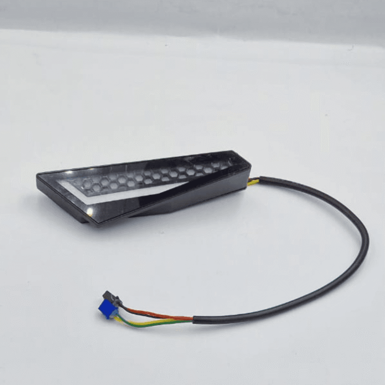 Signal avant gauche – Quikirin T3